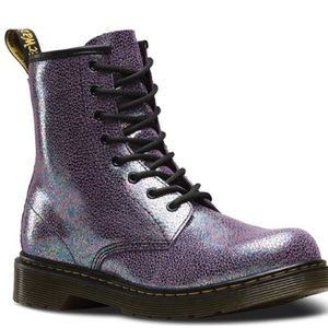 Dr. Martens Delaney